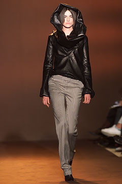 Richard Edwards fashion show for Autumn/Winter 2002