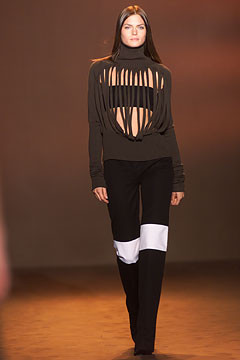 Richard Edwards fashion show for Autumn/Winter 2002