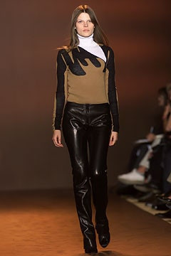 Richard Edwards fashion show for Autumn/Winter 2002