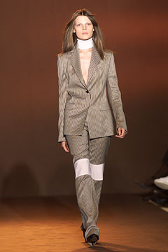 Richard Edwards fashion show for Autumn/Winter 2002