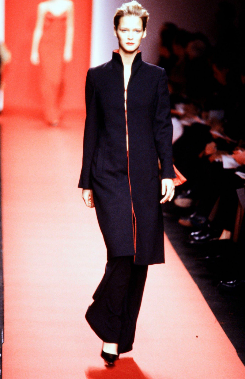 Carmen Kass featured in  the Carolina Herrera fashion show for Autumn/Winter 1999