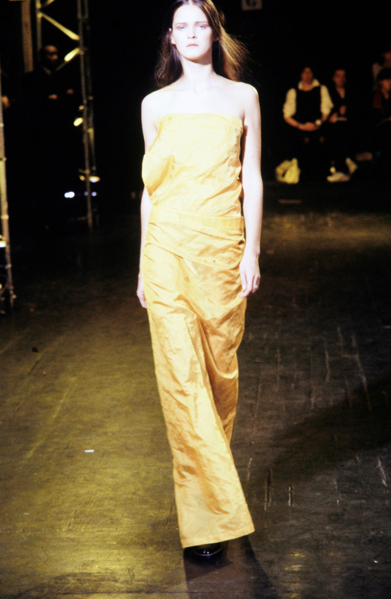 Carmen Kass featured in  the Kostas Murkudis fashion show for Autumn/Winter 1998