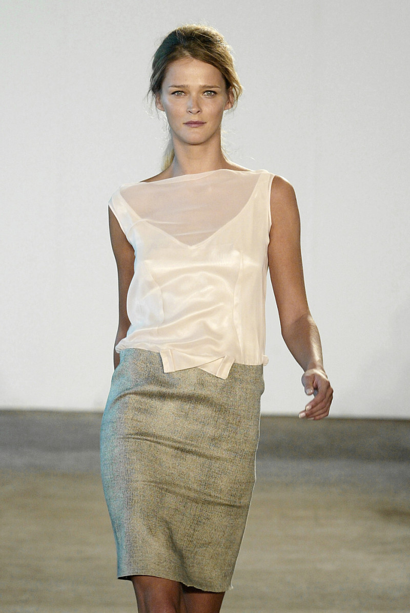 Carmen Kass featured in  the Roland Mouret fashion show for Spring/Summer 2005