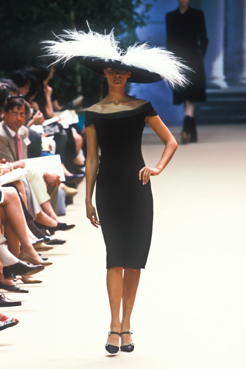 Carmen Kass featured in  the Pierre Balmain fashion show for Autumn/Winter 1998