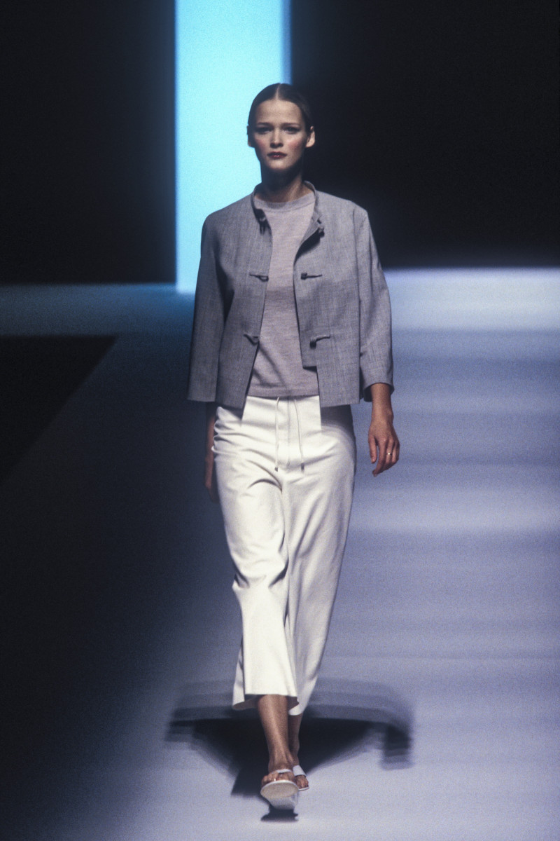 Carmen Kass featured in  the Salvatore Ferragamo fashion show for Spring/Summer 1999