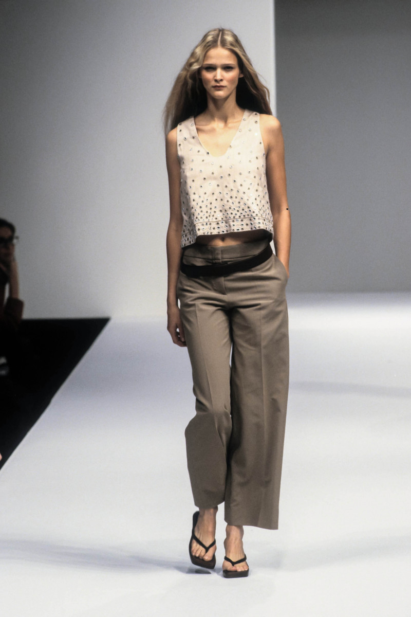 Carmen Kass featured in  the Max Mara fashion show for Spring/Summer 1999