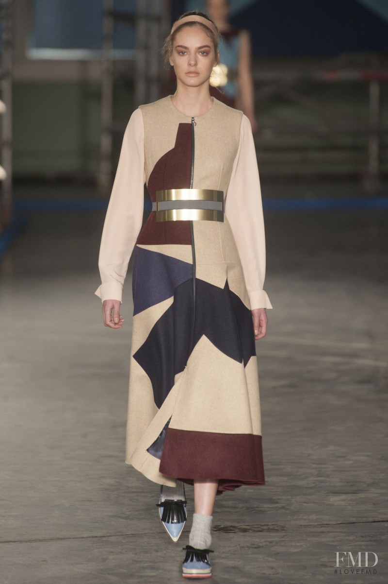 Roksanda Ilincic fashion show for Autumn/Winter 2014