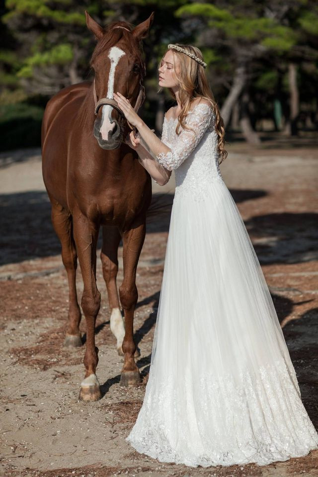 Costarellos Bridal lookbook for Spring/Summer 2016