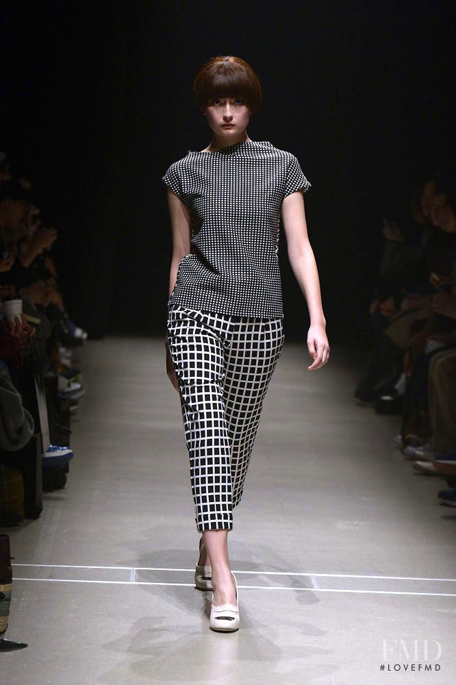 Motonari Ono fashion show for Autumn/Winter 2014