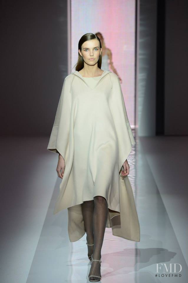 Max Mara Marvelous fashion show for Spring/Summer 2013