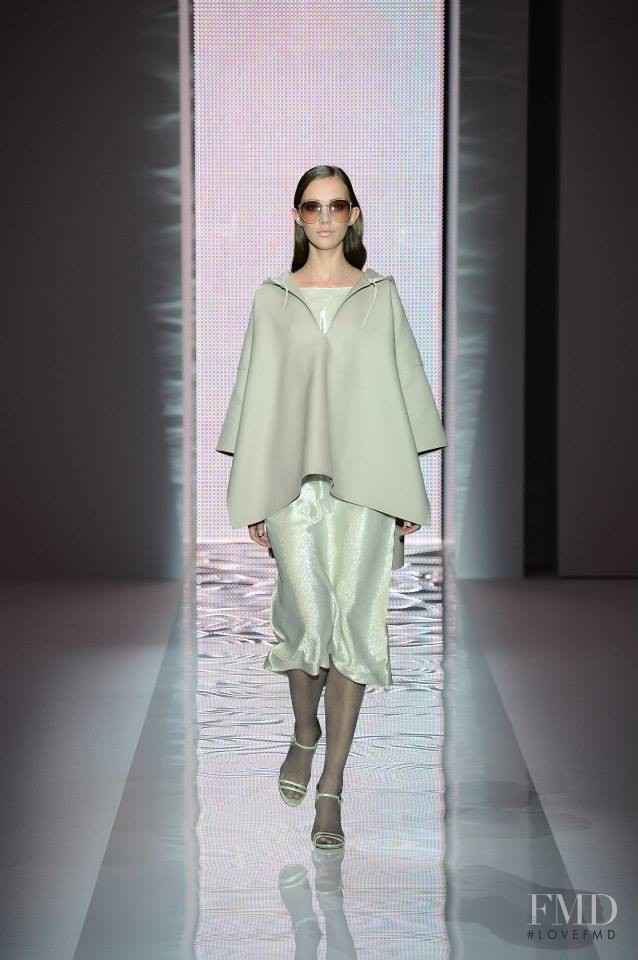 Max Mara Marvelous fashion show for Spring/Summer 2013