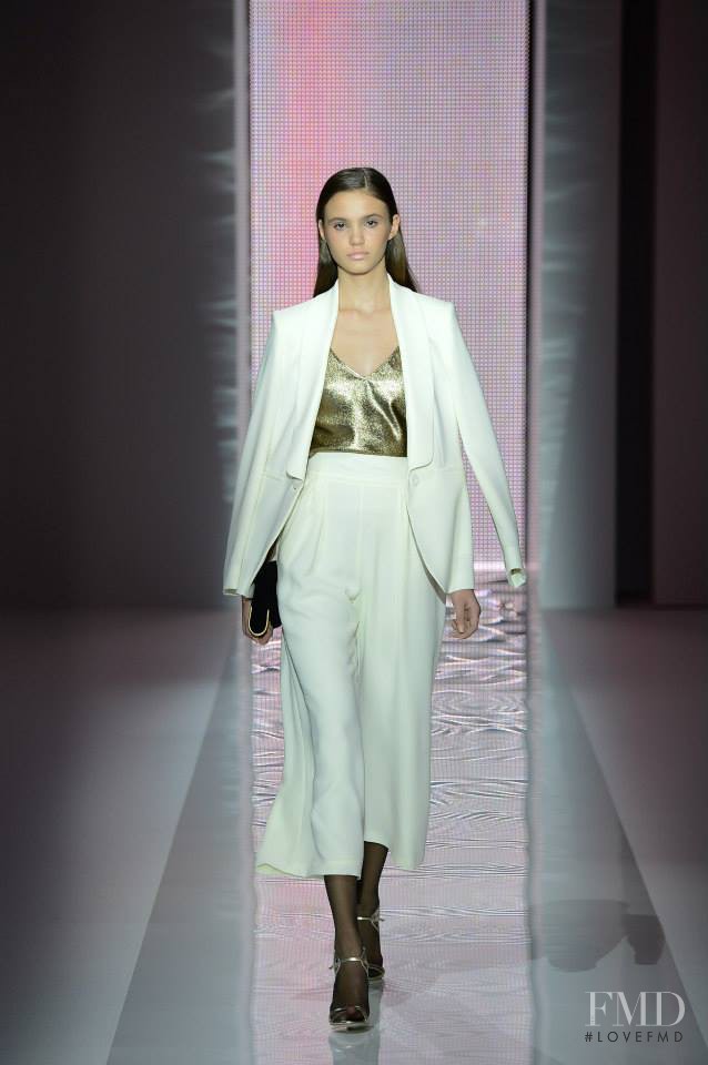 Max Mara Marvelous fashion show for Spring/Summer 2013