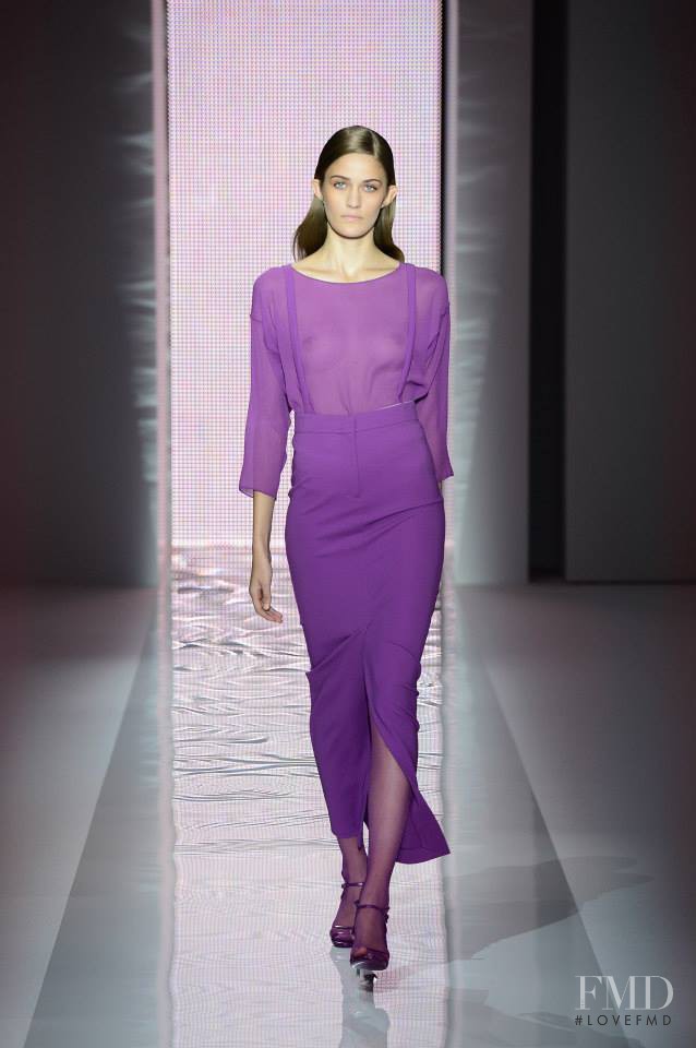 Max Mara Marvelous fashion show for Spring/Summer 2013