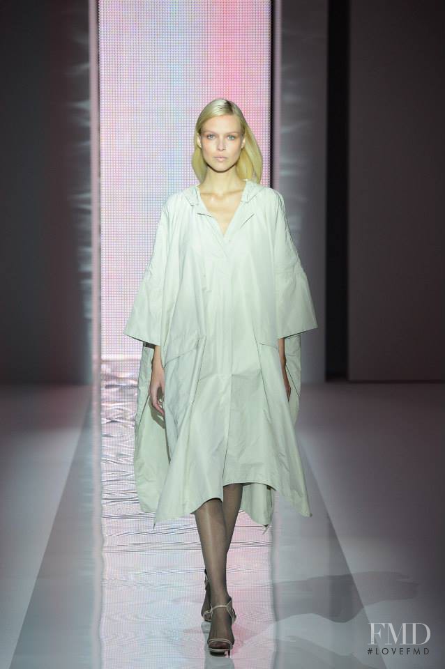 Max Mara Marvelous fashion show for Spring/Summer 2013