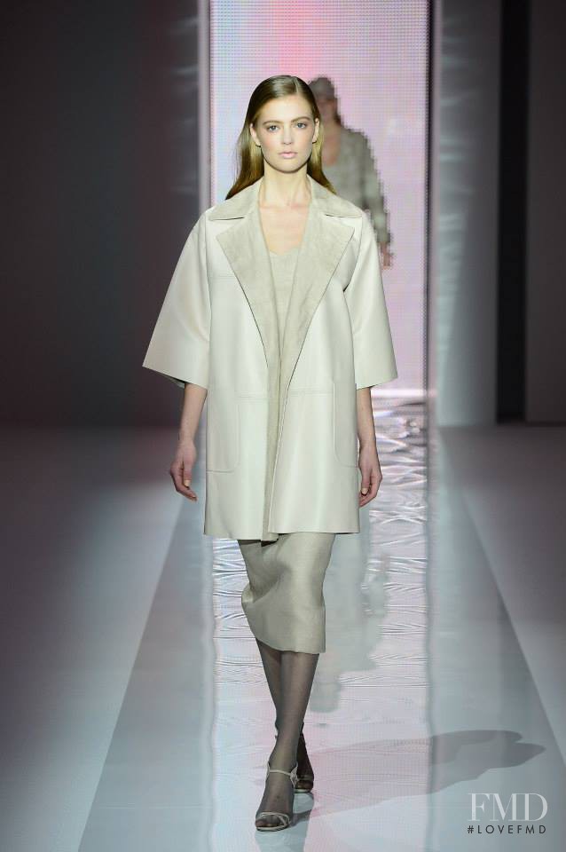 Max Mara Marvelous fashion show for Spring/Summer 2013