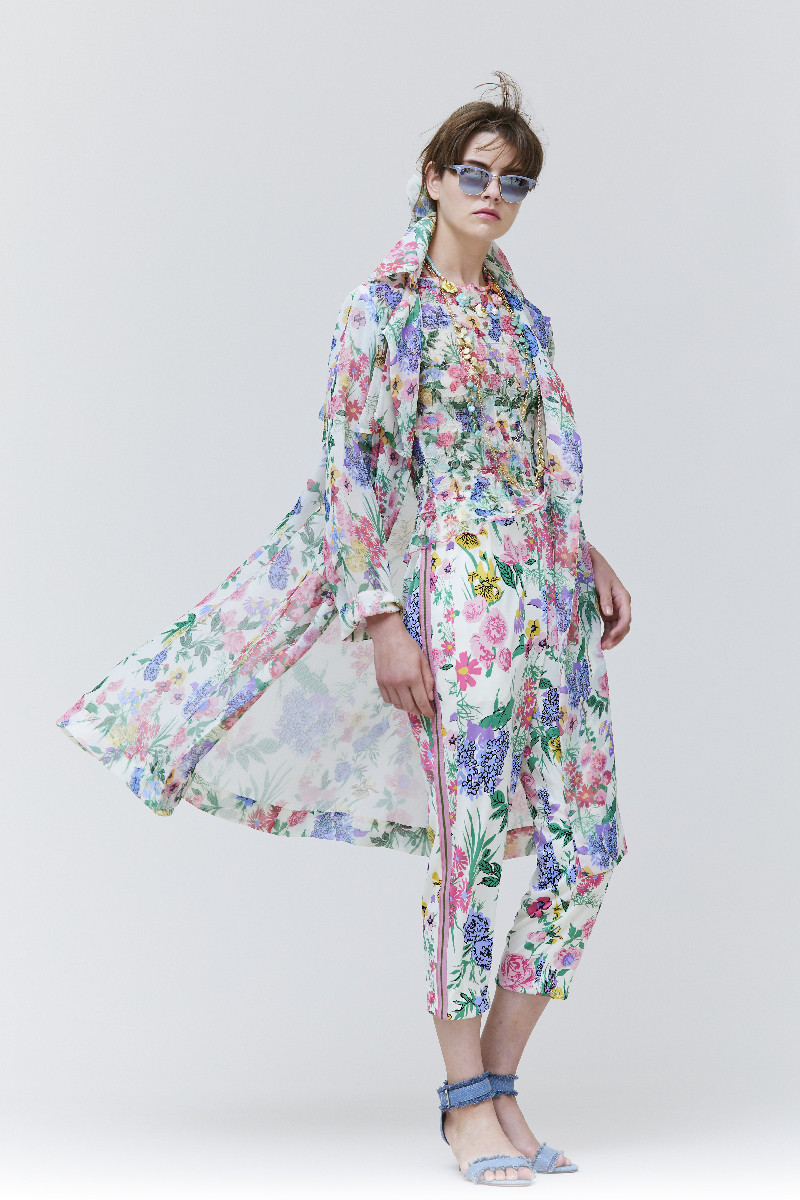 Yuki Torii lookbook for Spring/Summer 2022