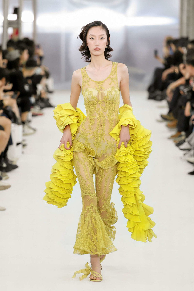 Louis Shengtao Chen fashion show for Spring/Summer 2024