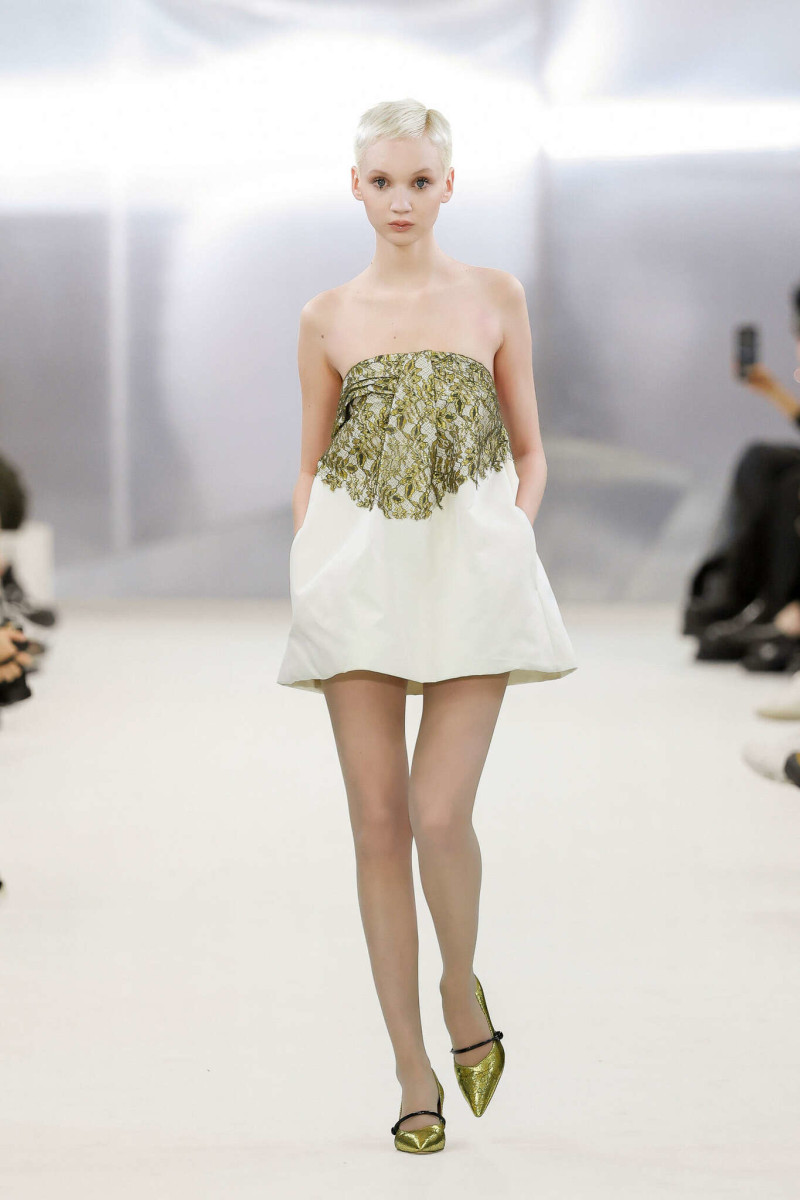 Louis Shengtao Chen fashion show for Spring/Summer 2024