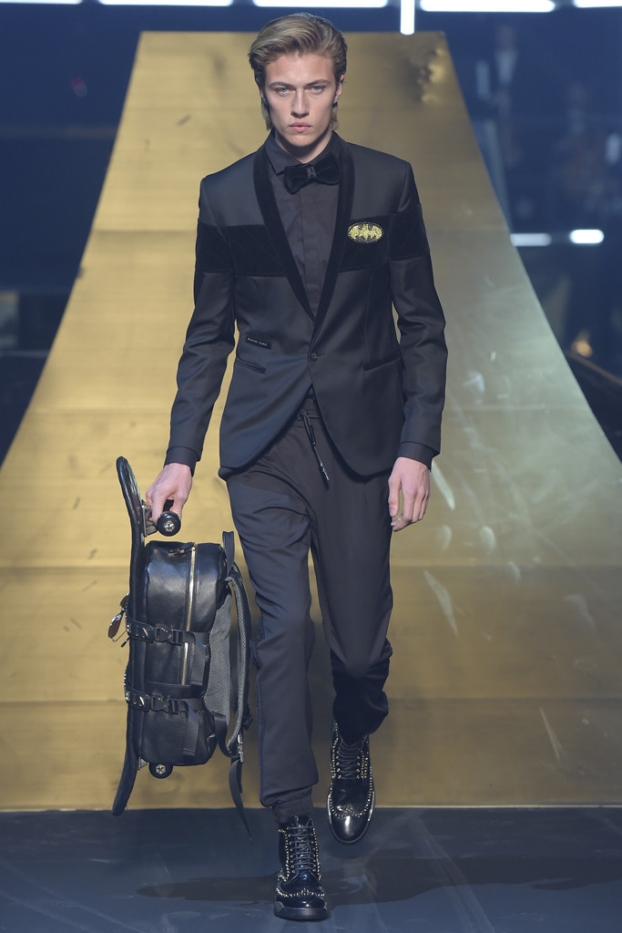 Lucky Blue Smith featured in  the Philipp Plein fashion show for Autumn/Winter 2016