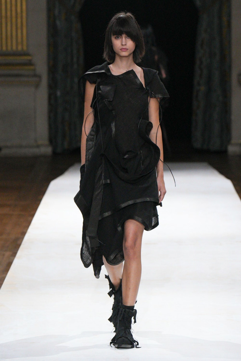 Yohji Yamamoto fashion show for Spring/Summer 2024