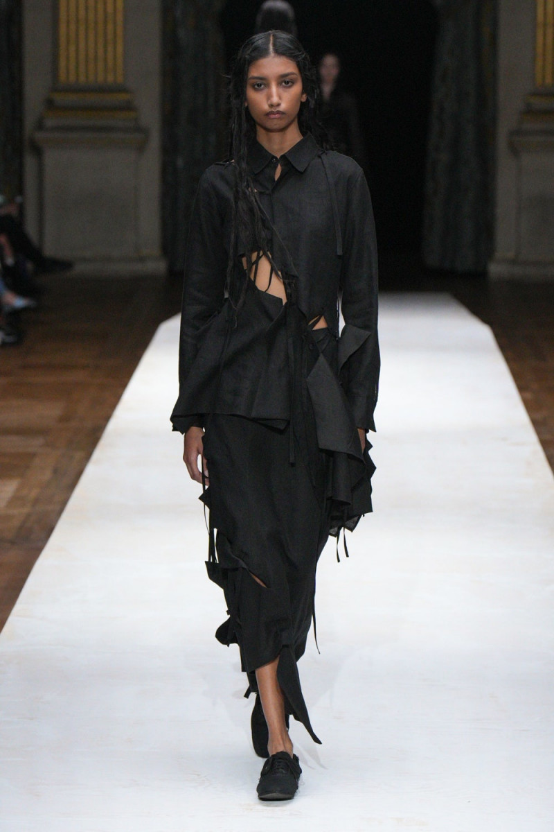 Yohji Yamamoto fashion show for Spring/Summer 2024