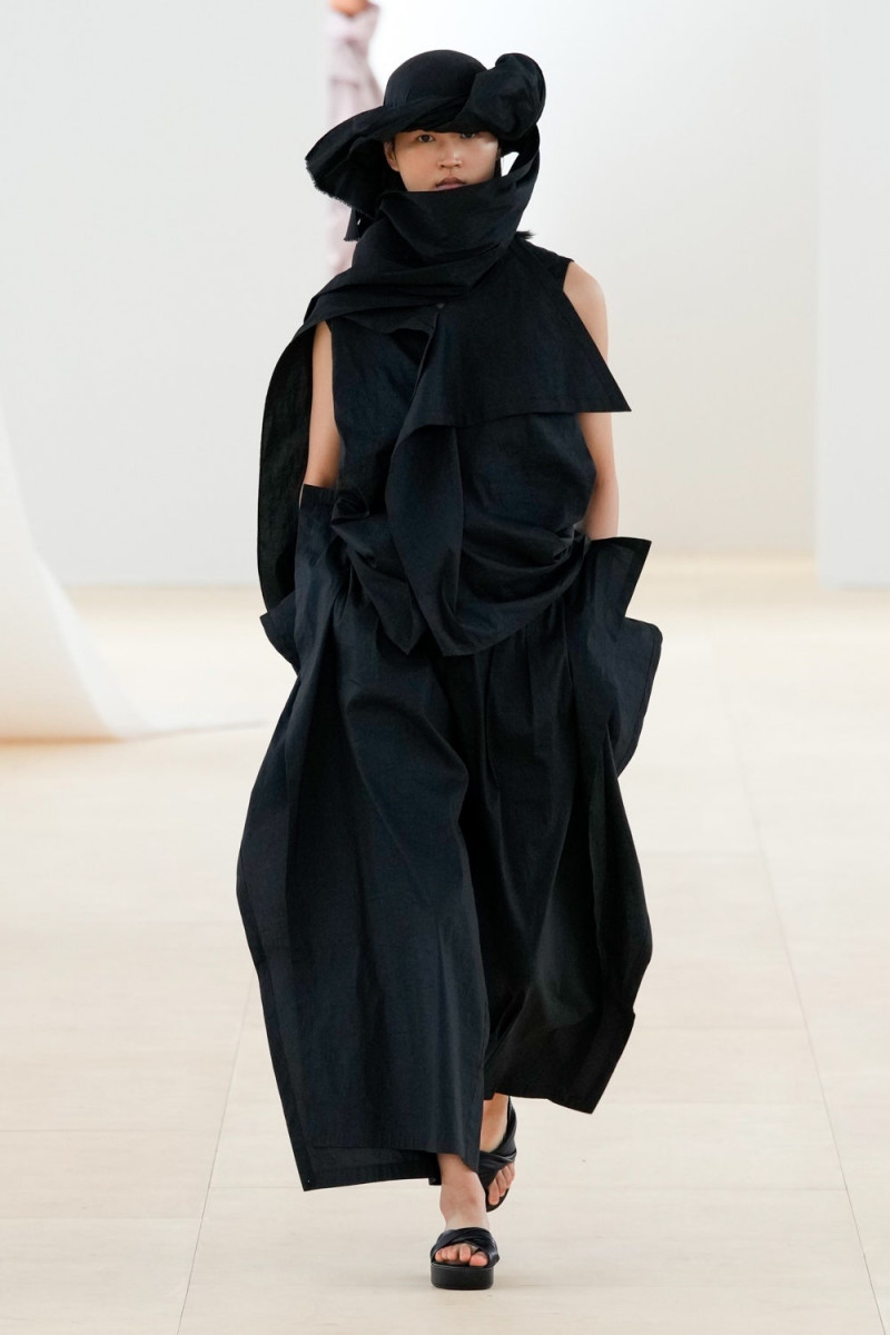 Issey Miyake fashion show for Spring/Summer 2024