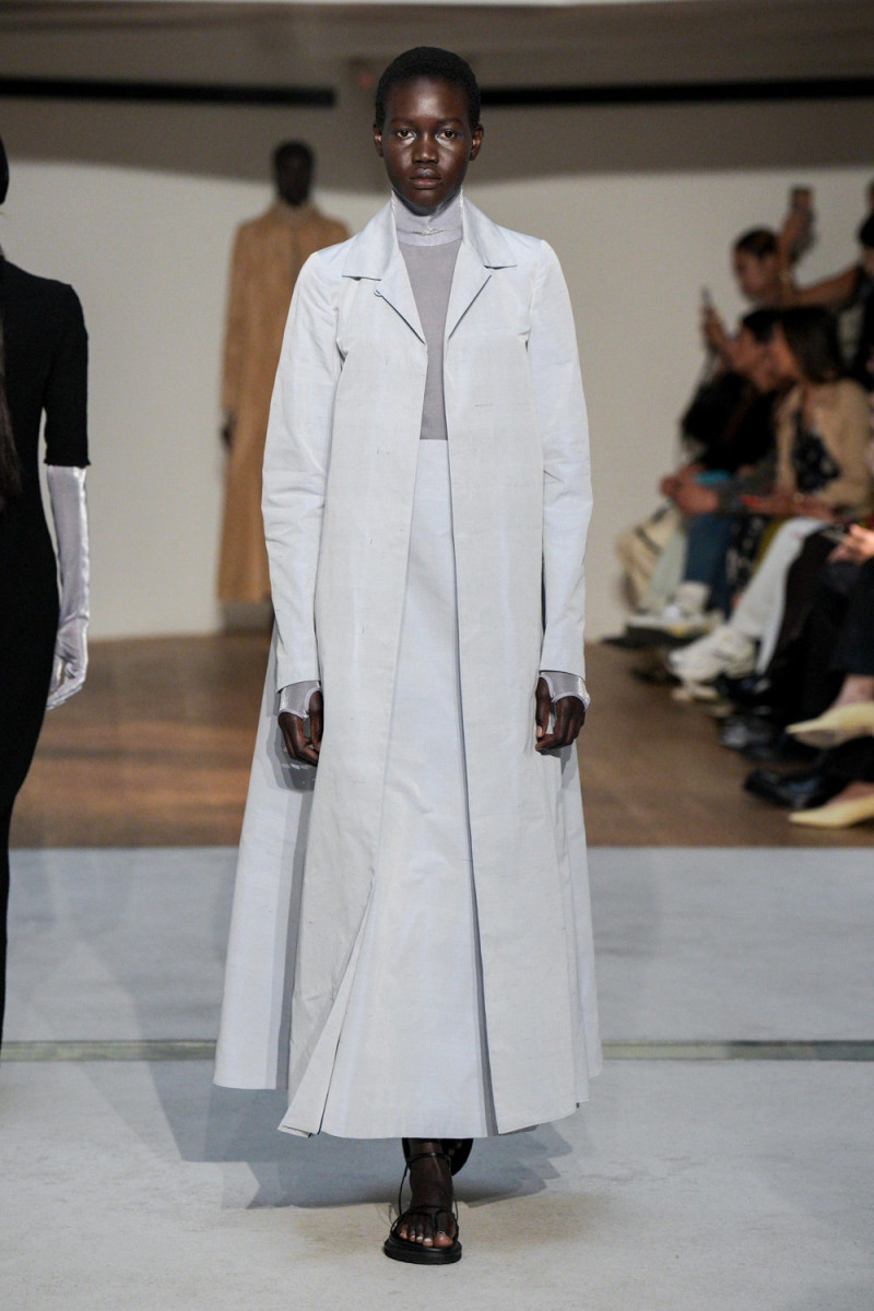 Mame Kurogouchi fashion show for Spring/Summer 2024