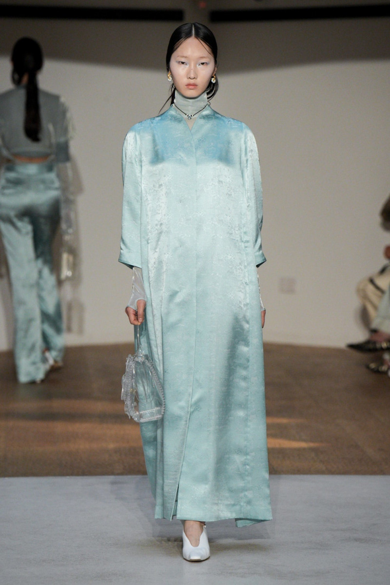 Mame Kurogouchi fashion show for Spring/Summer 2024