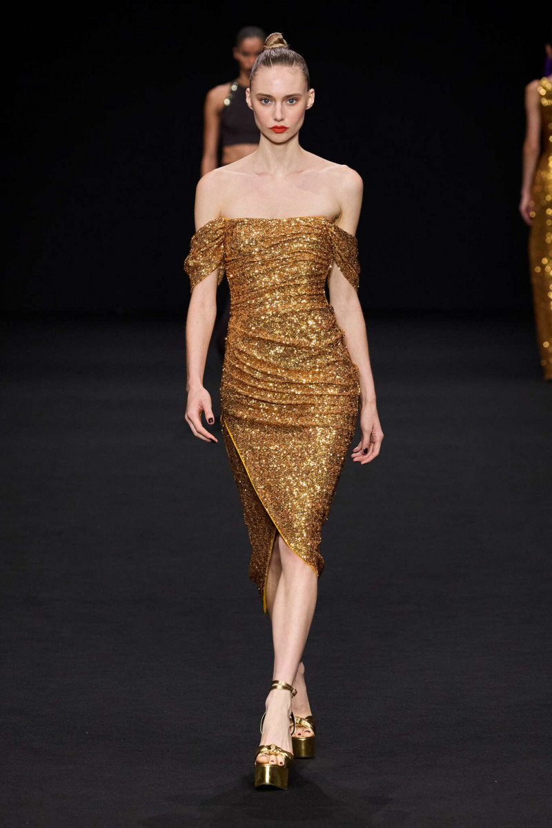 Chiara Boni La Petite Robe fashion show for Spring/Summer 2024