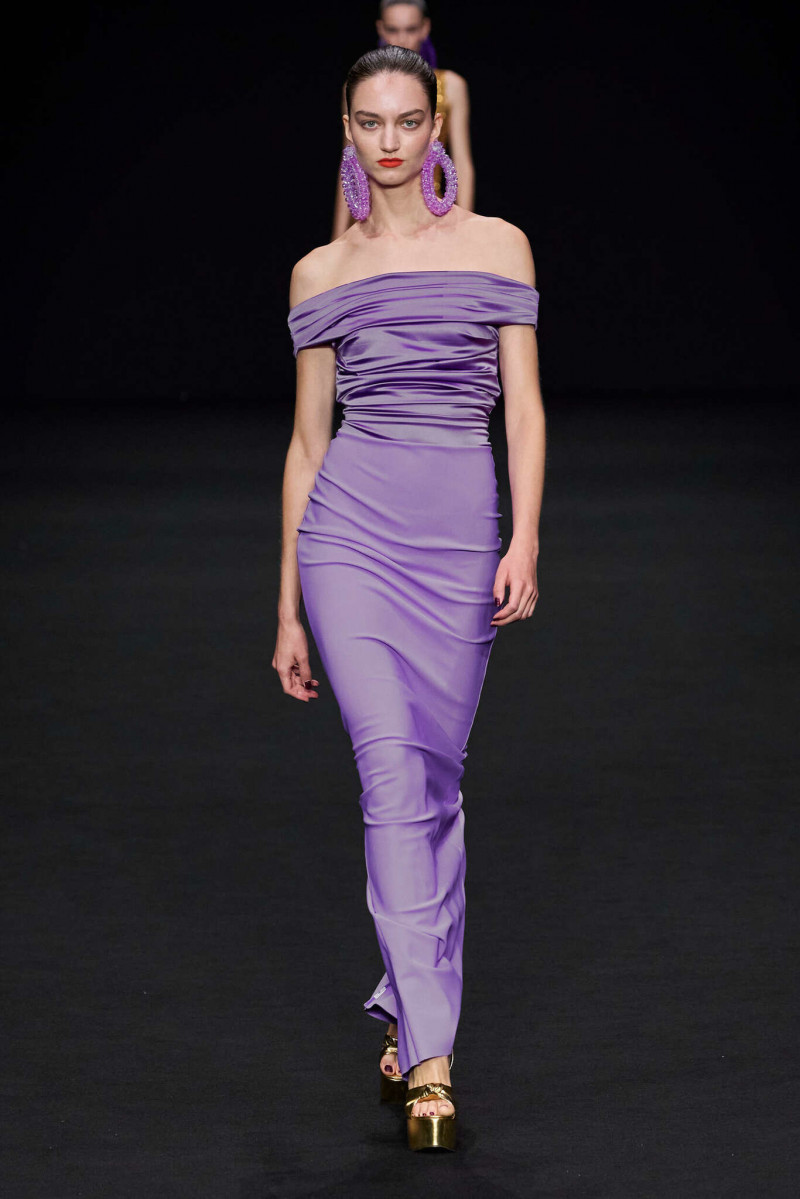 Chiara Boni La Petite Robe fashion show for Spring/Summer 2024