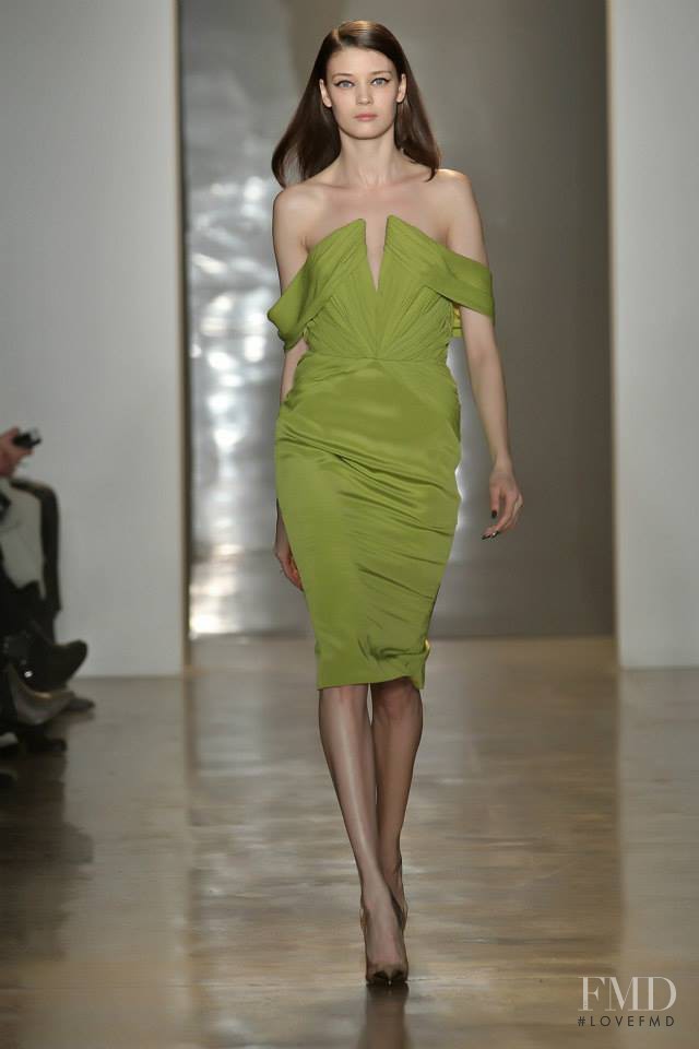 Diana Moldovan featured in  the Cushnie Et Ochs fashion show for Autumn/Winter 2014