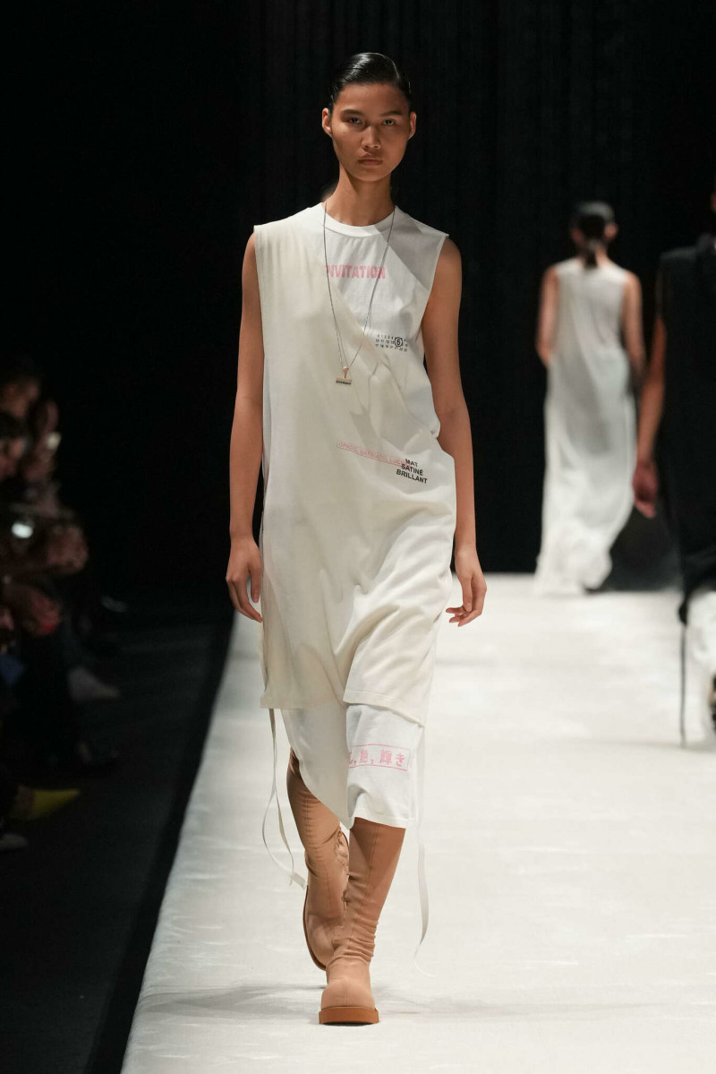 Jinrong Huang featured in  the MM6 Maison Martin Margiela fashion show for Spring/Summer 2024