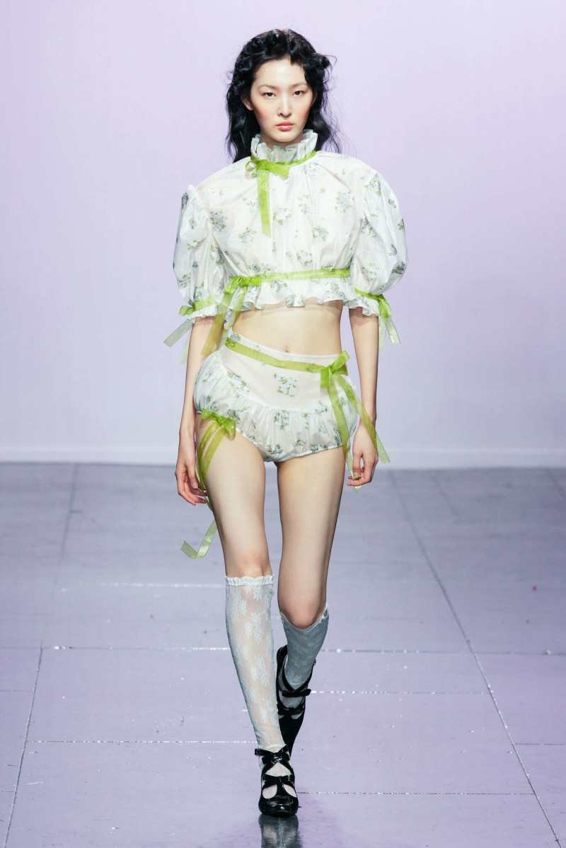 Yuhan Wang fashion show for Spring/Summer 2024