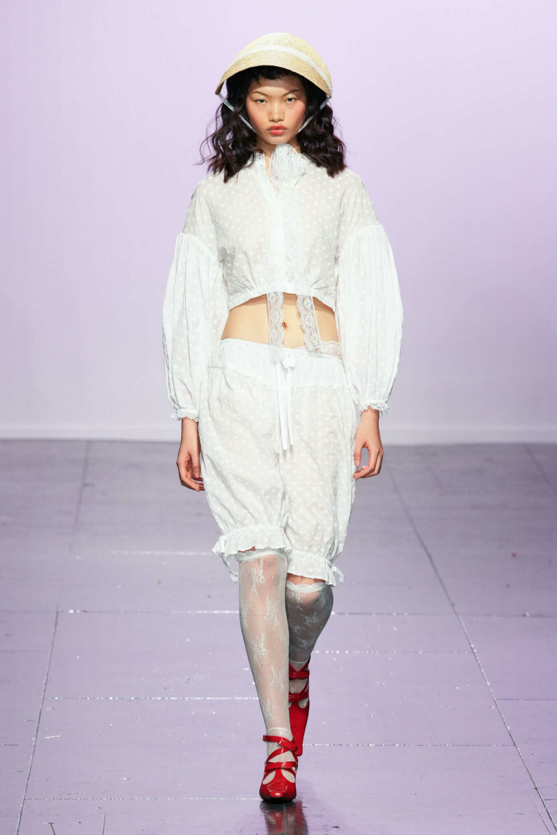 Yuhan Wang fashion show for Spring/Summer 2024