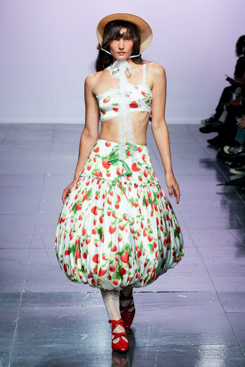 Yuhan Wang fashion show for Spring/Summer 2024