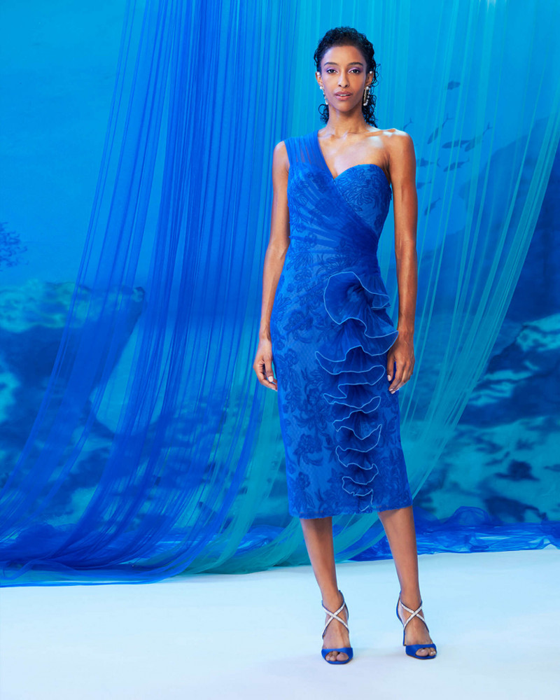 Tadashi Shoji fashion show for Spring/Summer 2024