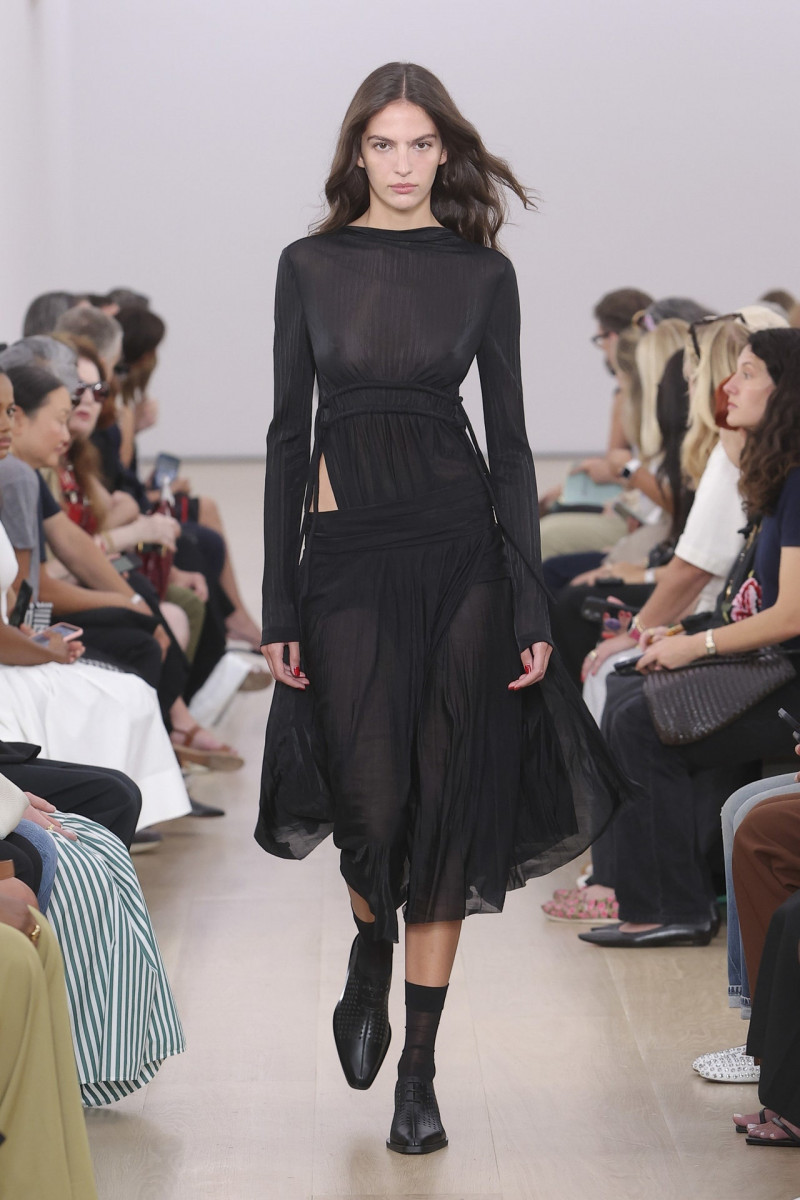 Proenza Schouler fashion show for Spring/Summer 2024