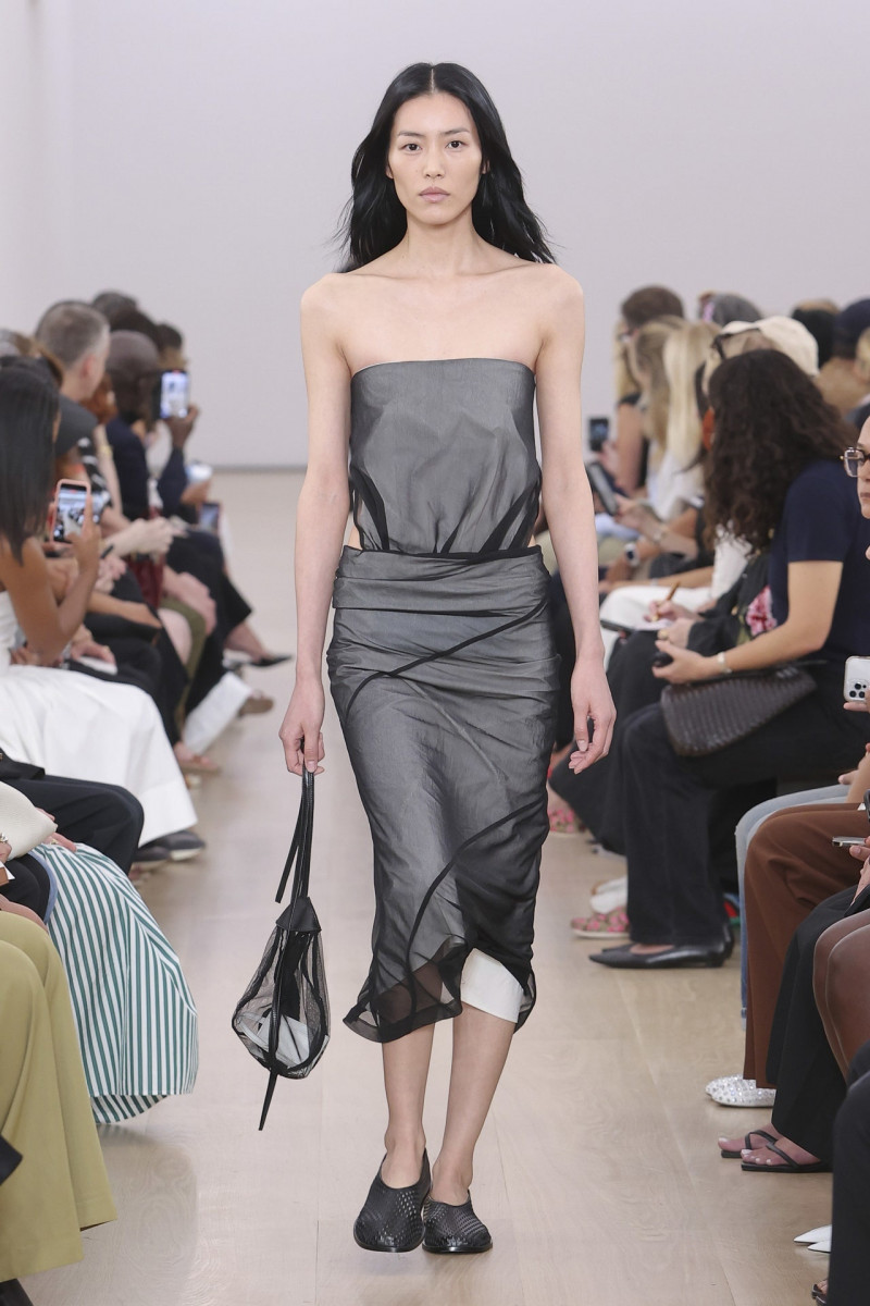 Proenza Schouler fashion show for Spring/Summer 2024