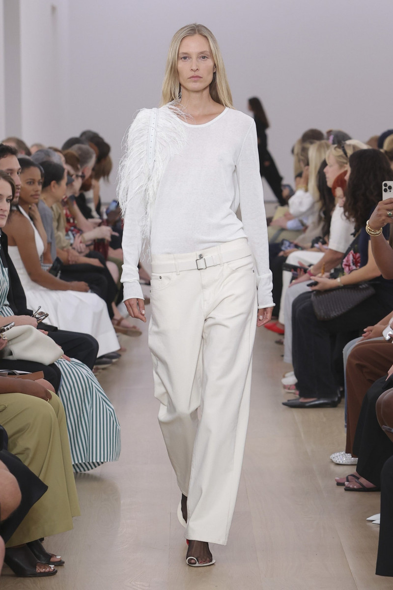 Proenza Schouler fashion show for Spring/Summer 2024