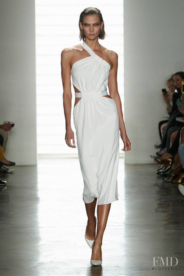 Karlie Kloss featured in  the Cushnie Et Ochs fashion show for Spring/Summer 2014