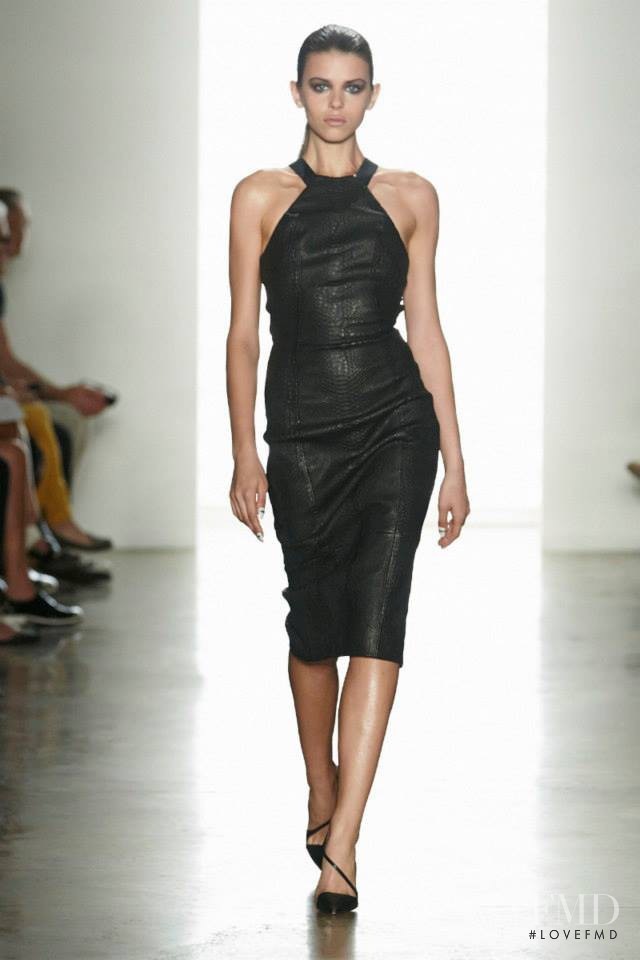 Georgia Fowler featured in  the Cushnie Et Ochs fashion show for Spring/Summer 2014