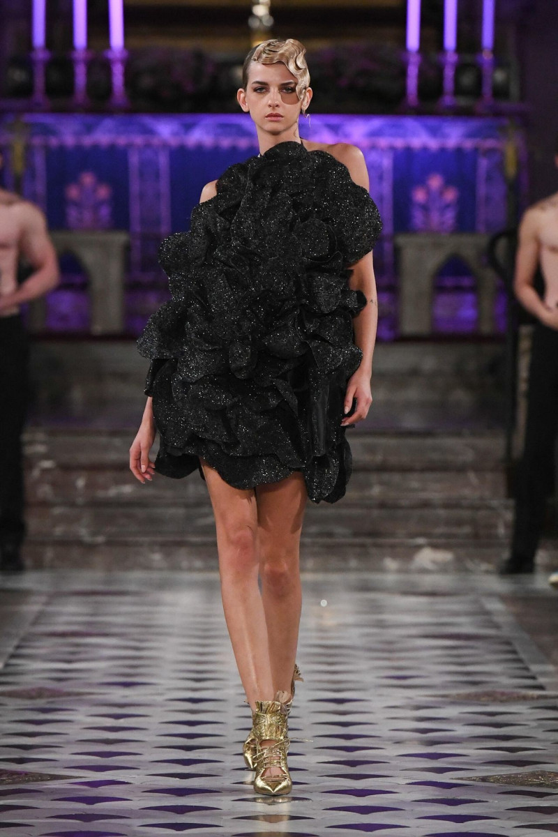 Lena Erziak fashion show for Autumn/Winter 2023