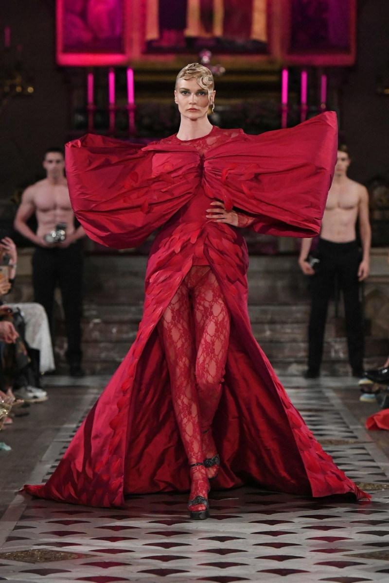 Lena Erziak fashion show for Autumn/Winter 2023