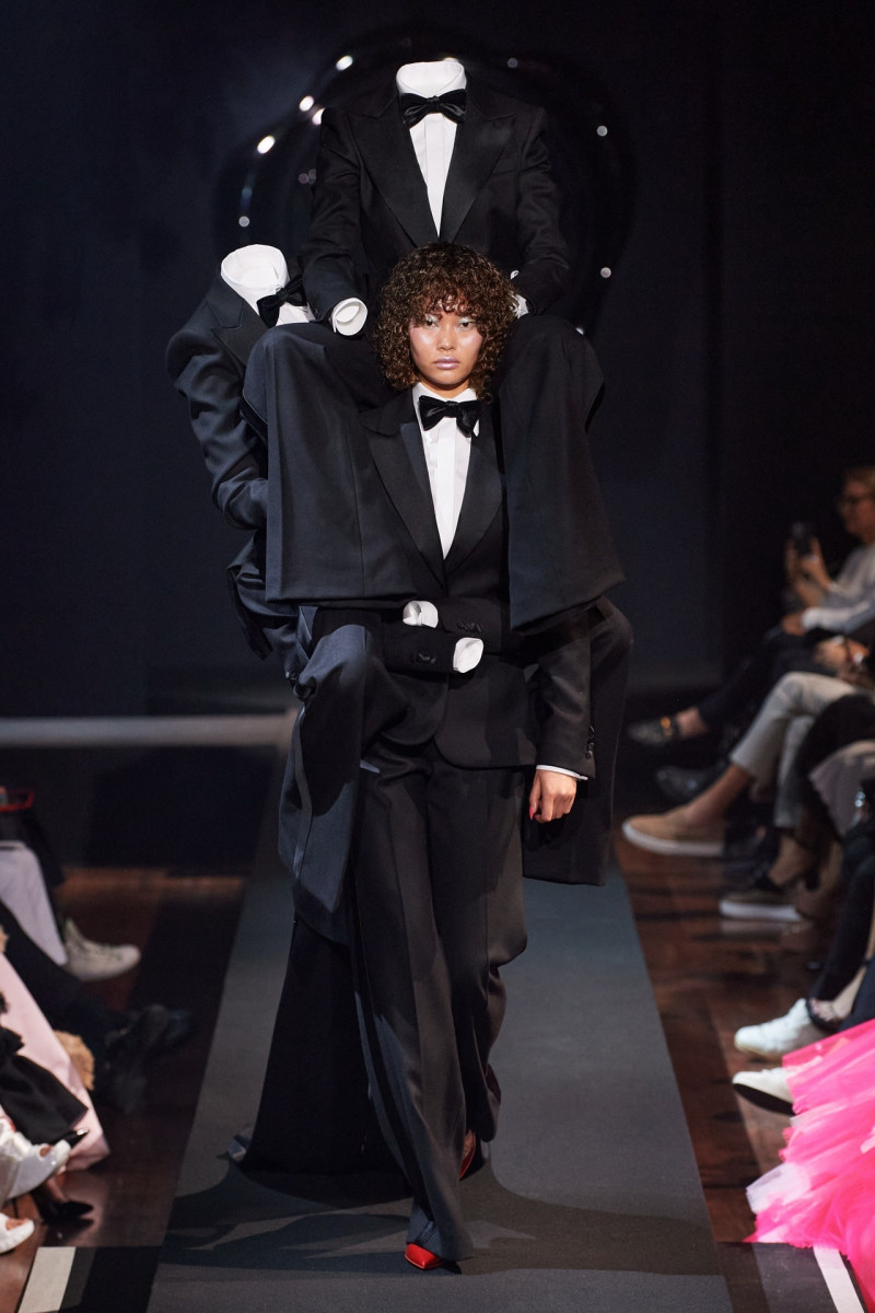 Viktor & Rolf fashion show for Autumn/Winter 2023