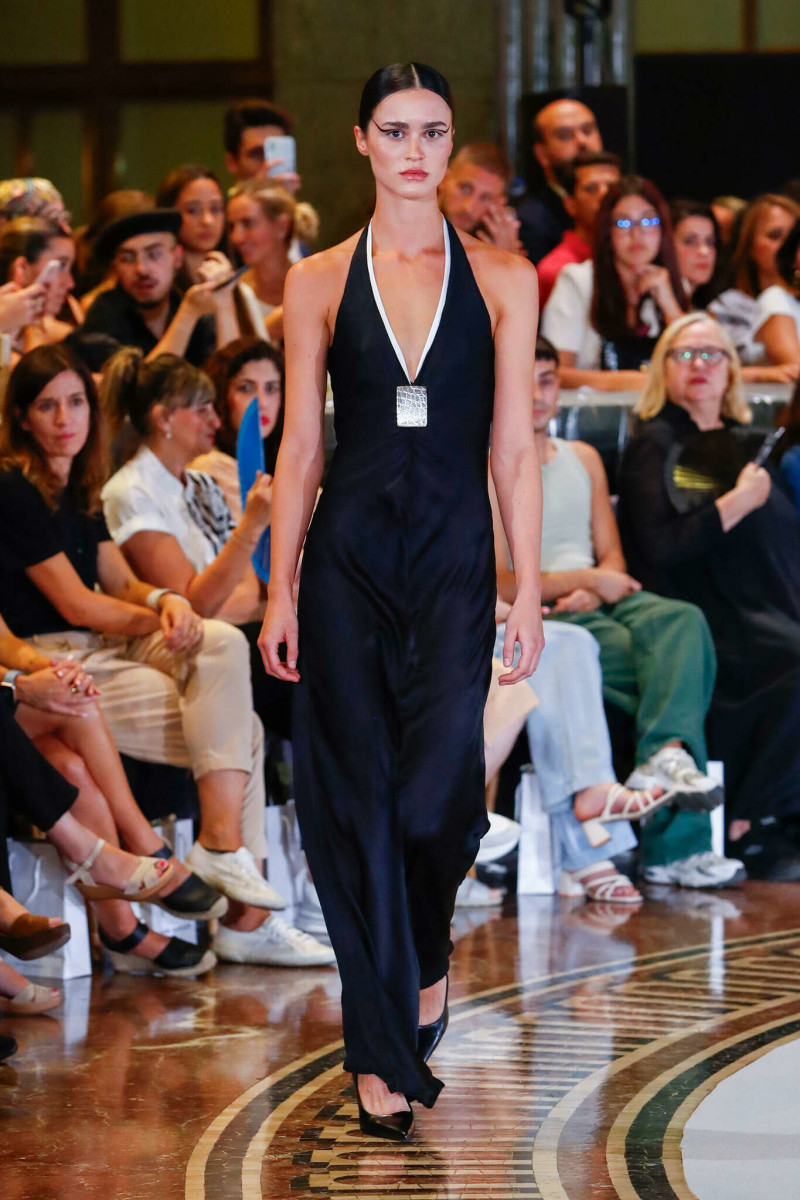 Angel Schlesser fashion show for Spring/Summer 2024