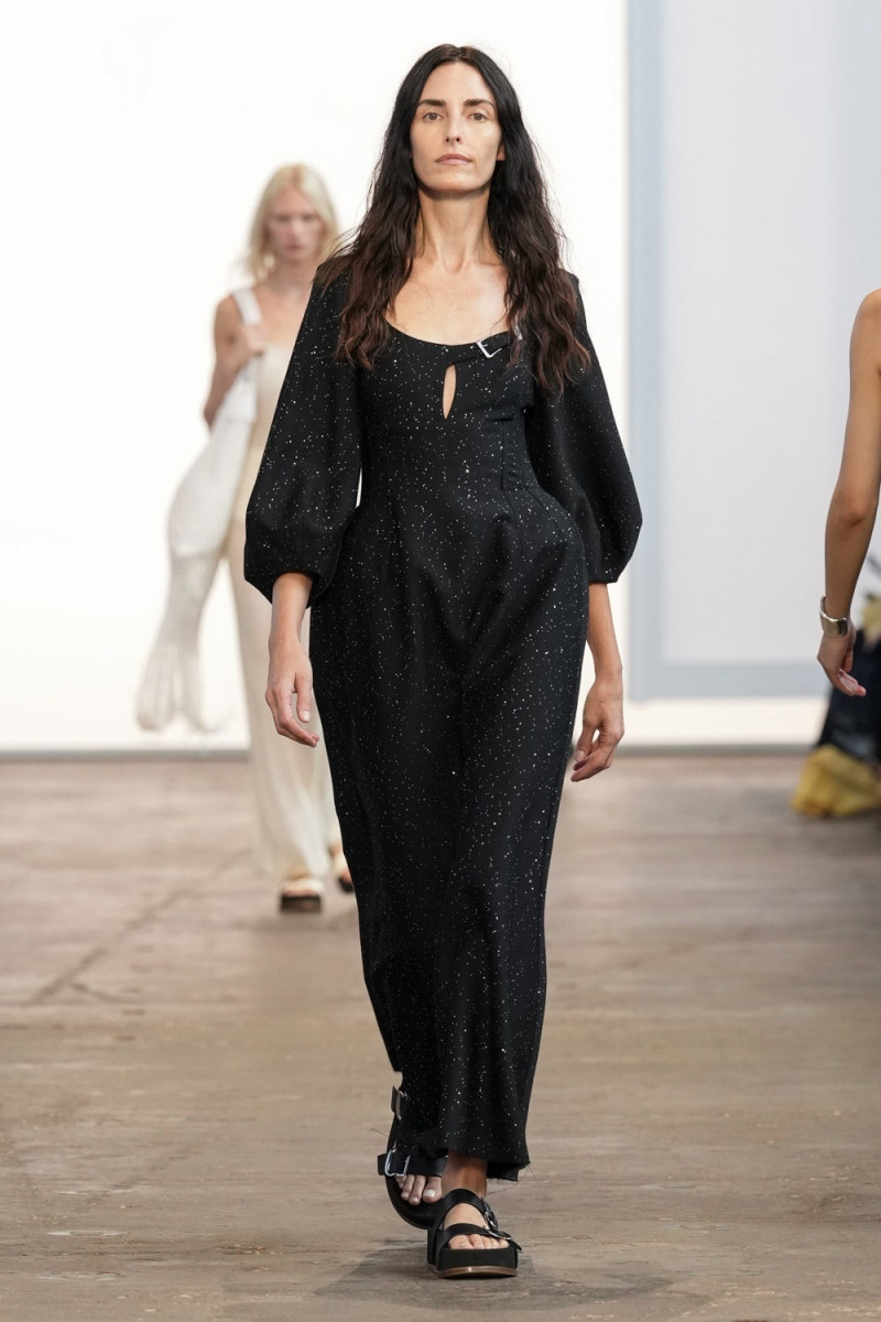 Gabriela Hearst fashion show for Spring/Summer 2024