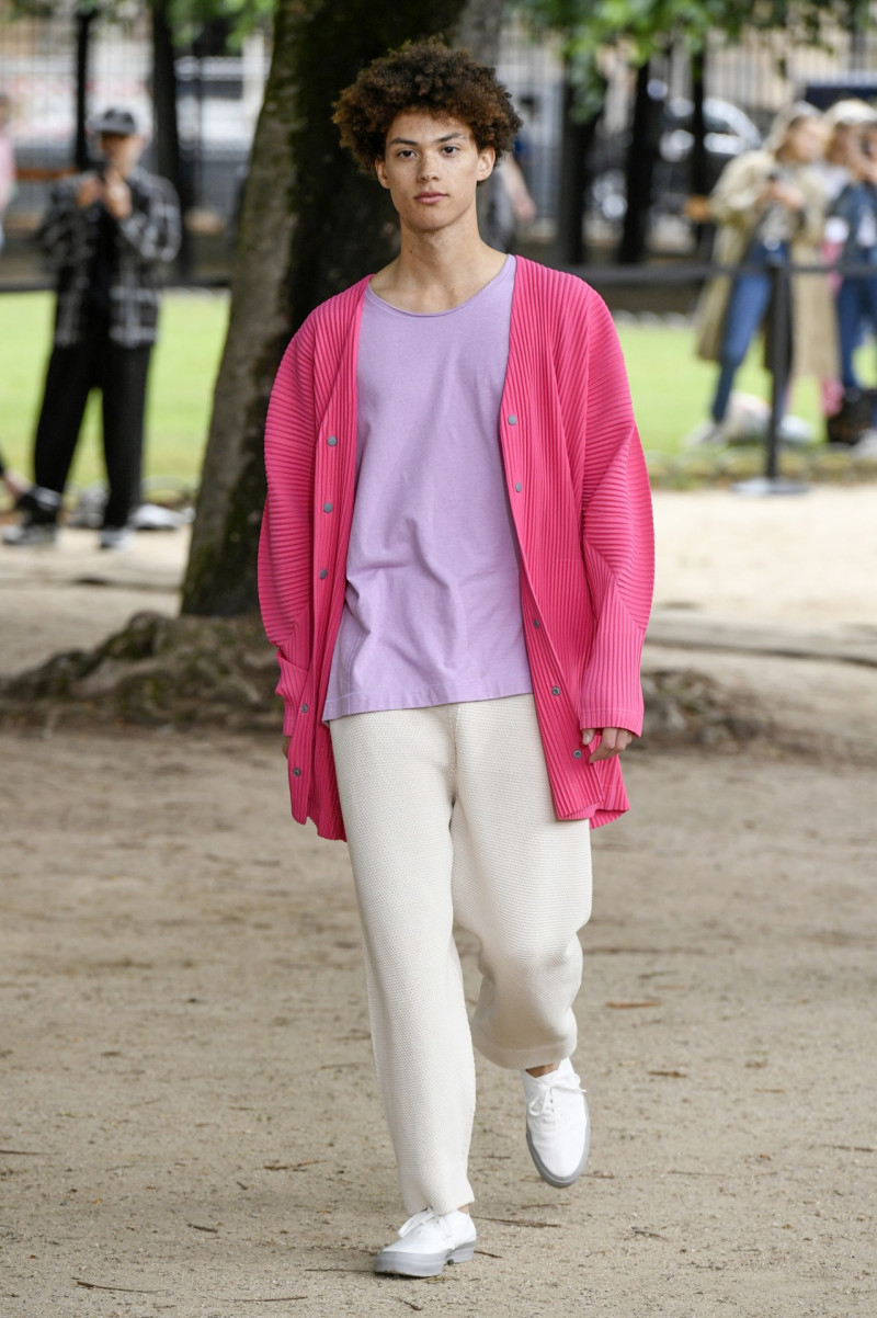 Homme Plissé Issey Miyake fashion show for Spring/Summer 2020