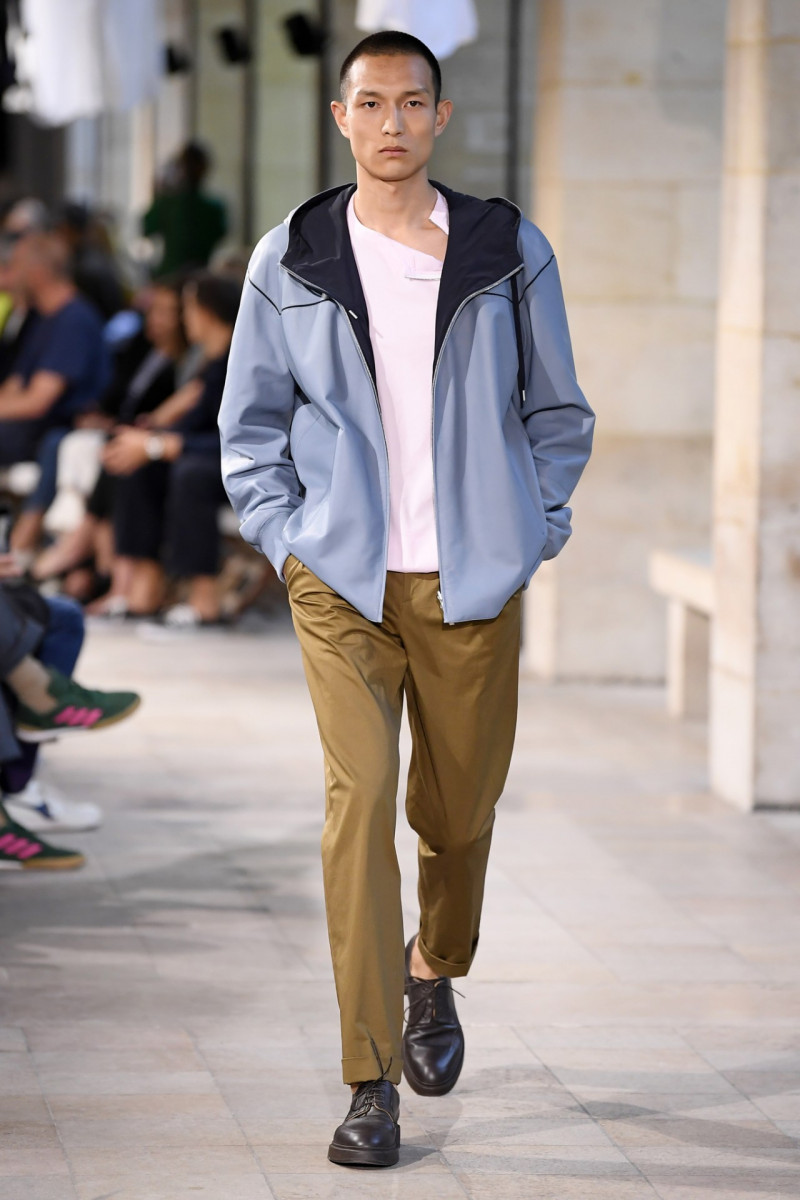 Zhang Wenhui featured in  the Hermès fashion show for Spring/Summer 2019