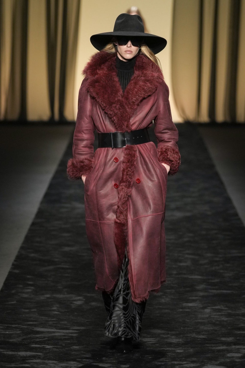 Alberta Ferretti fashion show for Autumn/Winter 2023