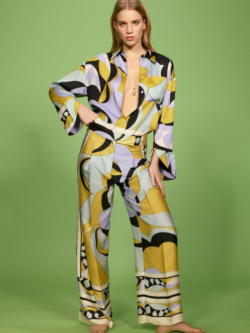 Rebecca Leigh Longendyke featured in  the Zara lookbook for Spring/Summer 2022